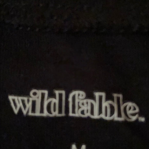 Black crop top - Picture 2 of 2